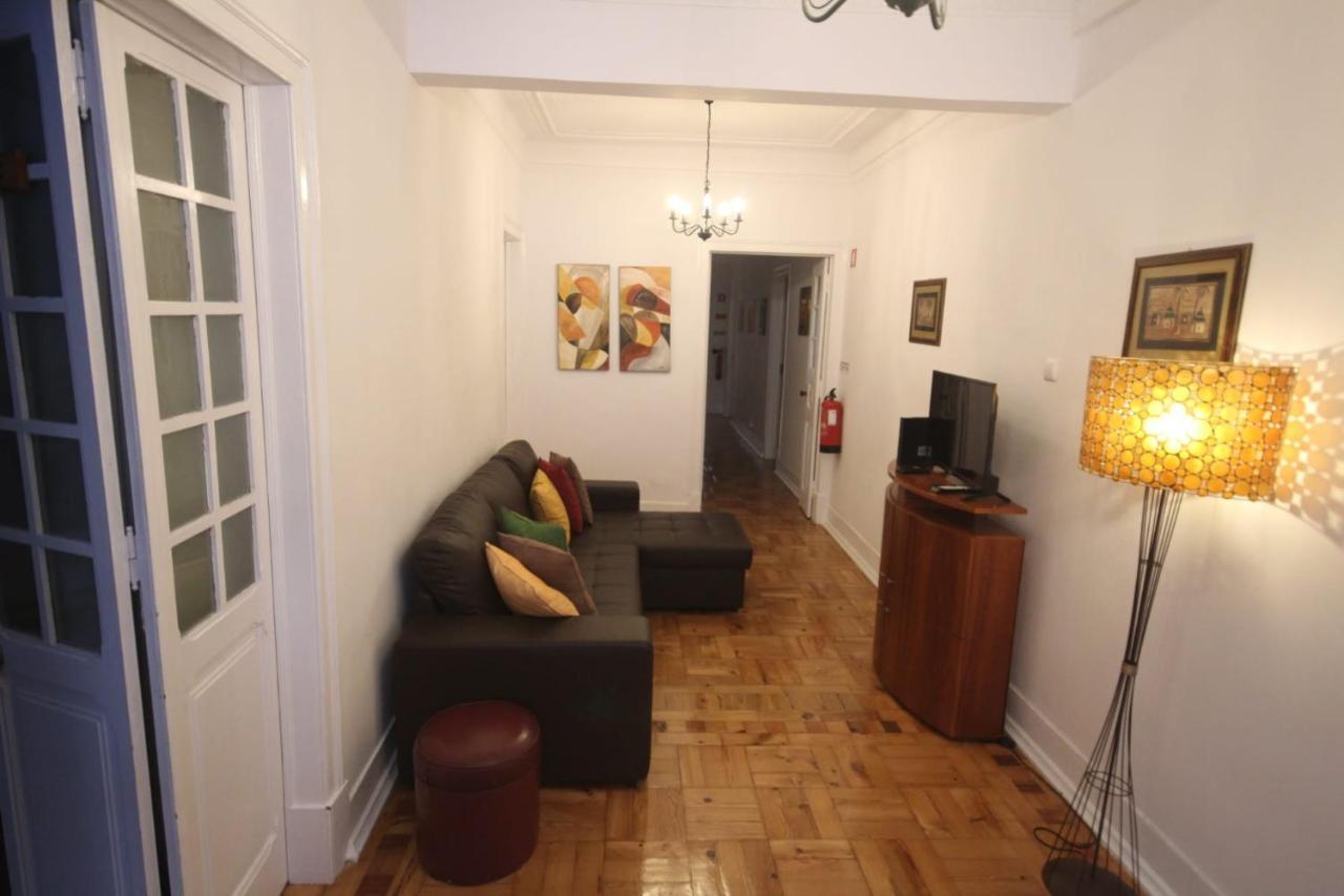 Antique M1 R1 - Amazing Double Room With Shared Bathroom In Marques Pombal Lisboa Extérieur photo