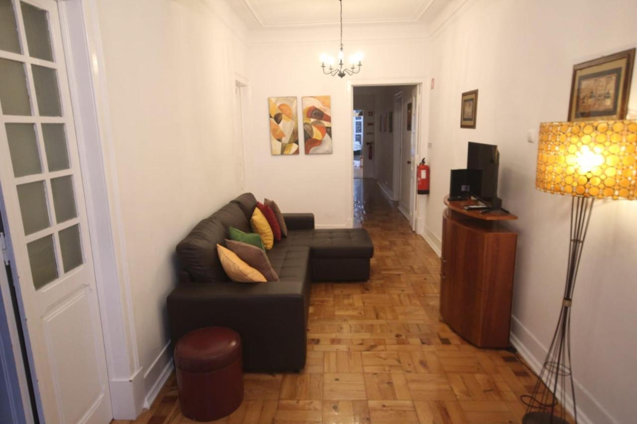 Antique M1 R1 - Amazing Double Room With Shared Bathroom In Marques Pombal Lisboa Extérieur photo