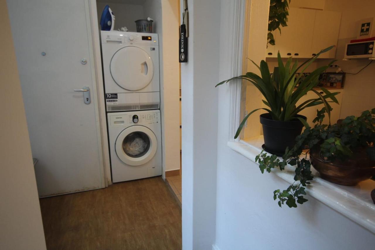 Antique M1 R1 - Amazing Double Room With Shared Bathroom In Marques Pombal Lisboa Extérieur photo